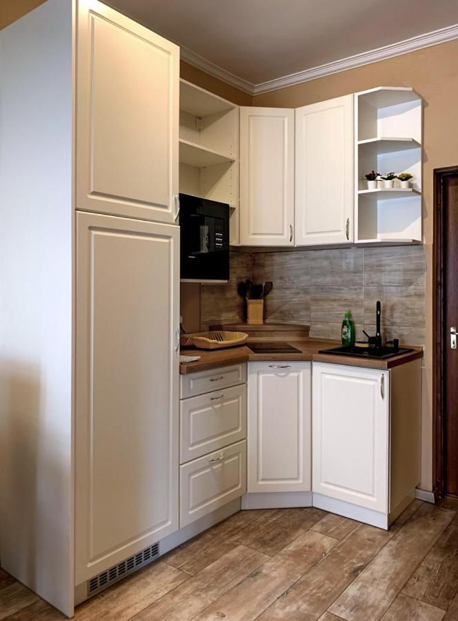 Hanna Apartman Apartment บาลาตอนแลลเล ภายนอก รูปภาพ