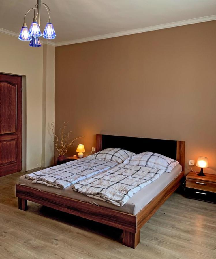 Hanna Apartman Apartment บาลาตอนแลลเล ภายนอก รูปภาพ