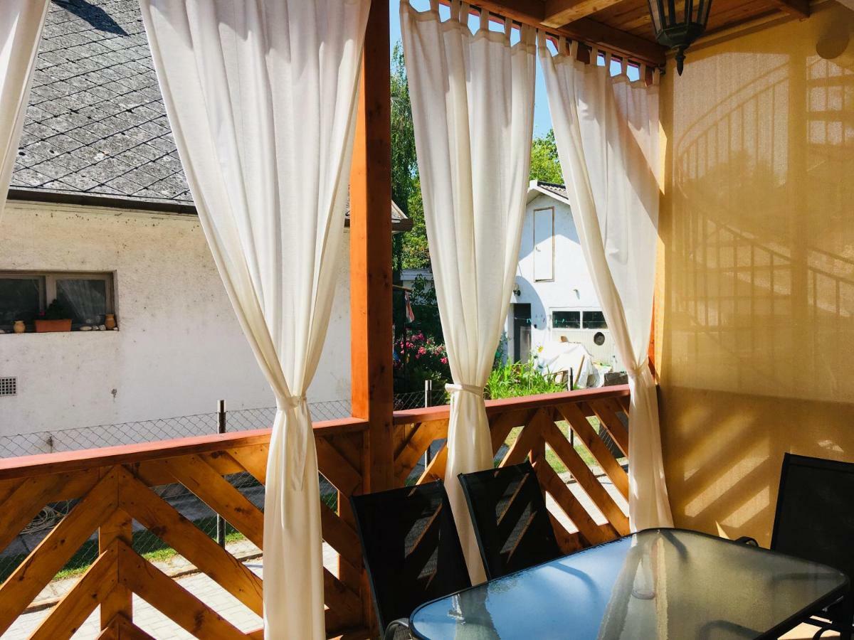 Hanna Apartman Apartment บาลาตอนแลลเล ภายนอก รูปภาพ